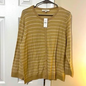 Women’s XL NWT Taupe button up Loft top